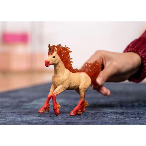 SCHLEICH - Stallone Unicorno Fuoco Elementa - 70756 - Gamma: bayala - Disponibile in 3-4 giorni lavorativi