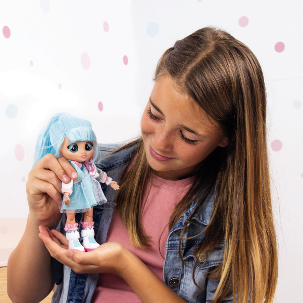 IMC TOYS - Kristal Model Doll - Cry Babies Best Friends Forever - 904323 - Disponibile in 3-4 giorni lavorativi