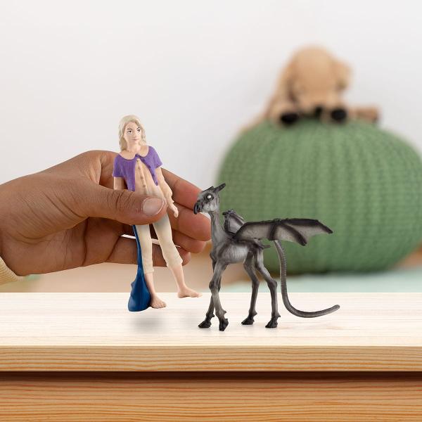 Personaggi d'Azione Schleich Luna Lovegood & Baby Thestral Moderno - Disponibile in 3-4 giorni lavorativi