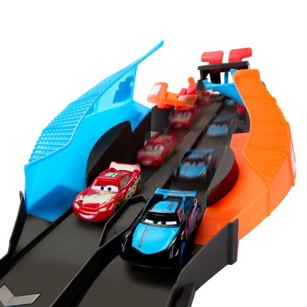 Circuit Glow Racers - Mattel - HPD80 - Giocattolo da corsa che si illumina al buio per bambini dai 4 anni in su - Disponibile in 3-4 giorni lavorativi