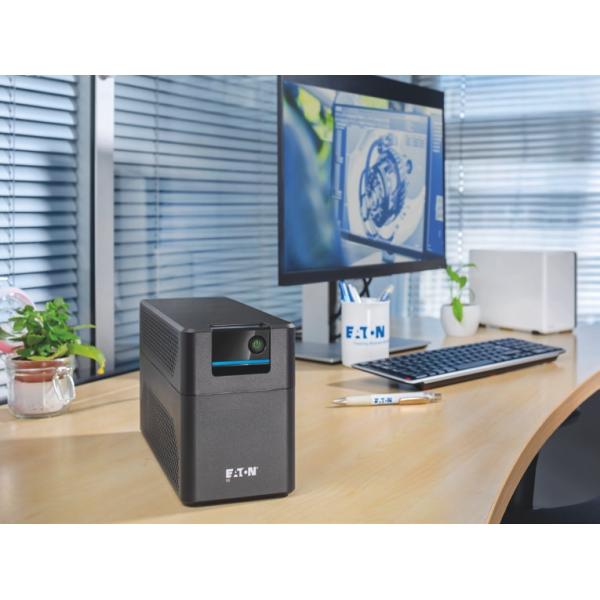 EATON 5E GEN2 UPS AC 220 240 V 480 WATT 900 VA USB 4 x ALIMENTAZIONE IEC 60320 C13 (UPS E SOVRATENSIONE) - Disponibile in 3-4 giorni lavorativi