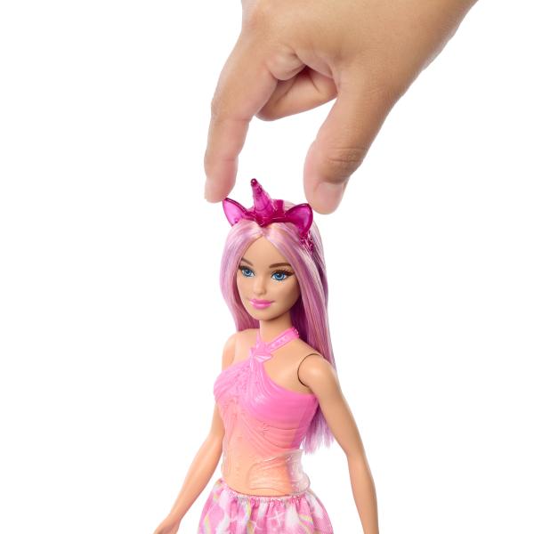 Bambole Barbie Unicorno con capelli fantasia e abiti sfumati HRR13 - Disponibile in 3-4 giorni lavorativi