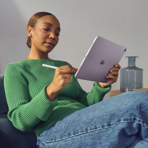 Apple iPad Air Apple M 128 GB 27,9 cm (11") 8 GB Wi-Fi 6E (802.11ax) iPadOS 17 Blu - Disponibile in 6-7 giorni lavorativi