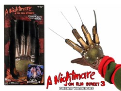 43381 - Nightmare On Elm Street Guanto Freddy Replica in ferro e cuoio - Disponibile in 2/3 giorni lavorativi Neca