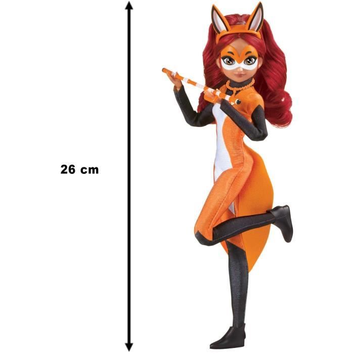 BANDAI Miraculous Ladybug - Bambola Fashion 26 cm: Rena Rouge - Disponibile in 3-4 giorni lavorativi