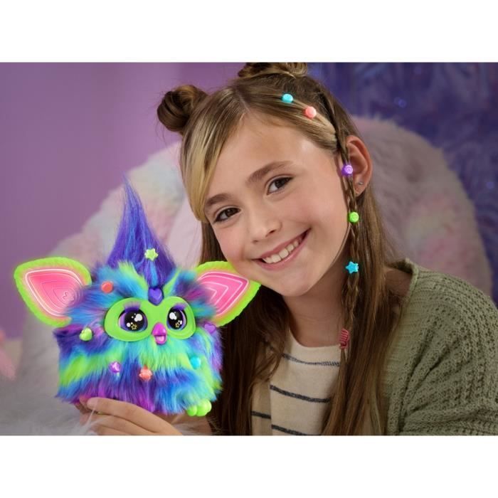 Furby Galaxy, peluche ad attivazione vocale che si illumina al buio, giocattoli interattivi, dai 6 anni - Disponibile in 3-4 giorni lavorativi