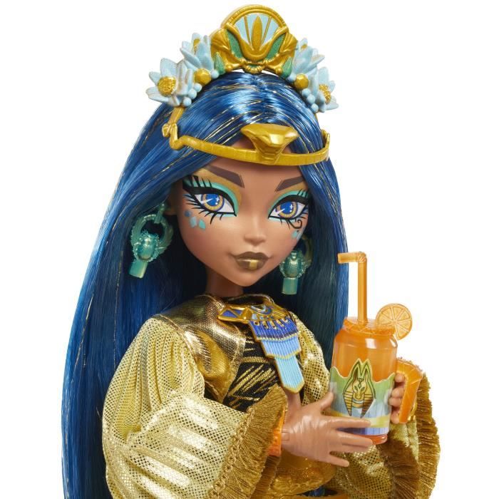 Bambola Monster High Cleo De Nile con vestito Monster Fest HXH81 - Disponibile in 3-4 giorni lavorativi